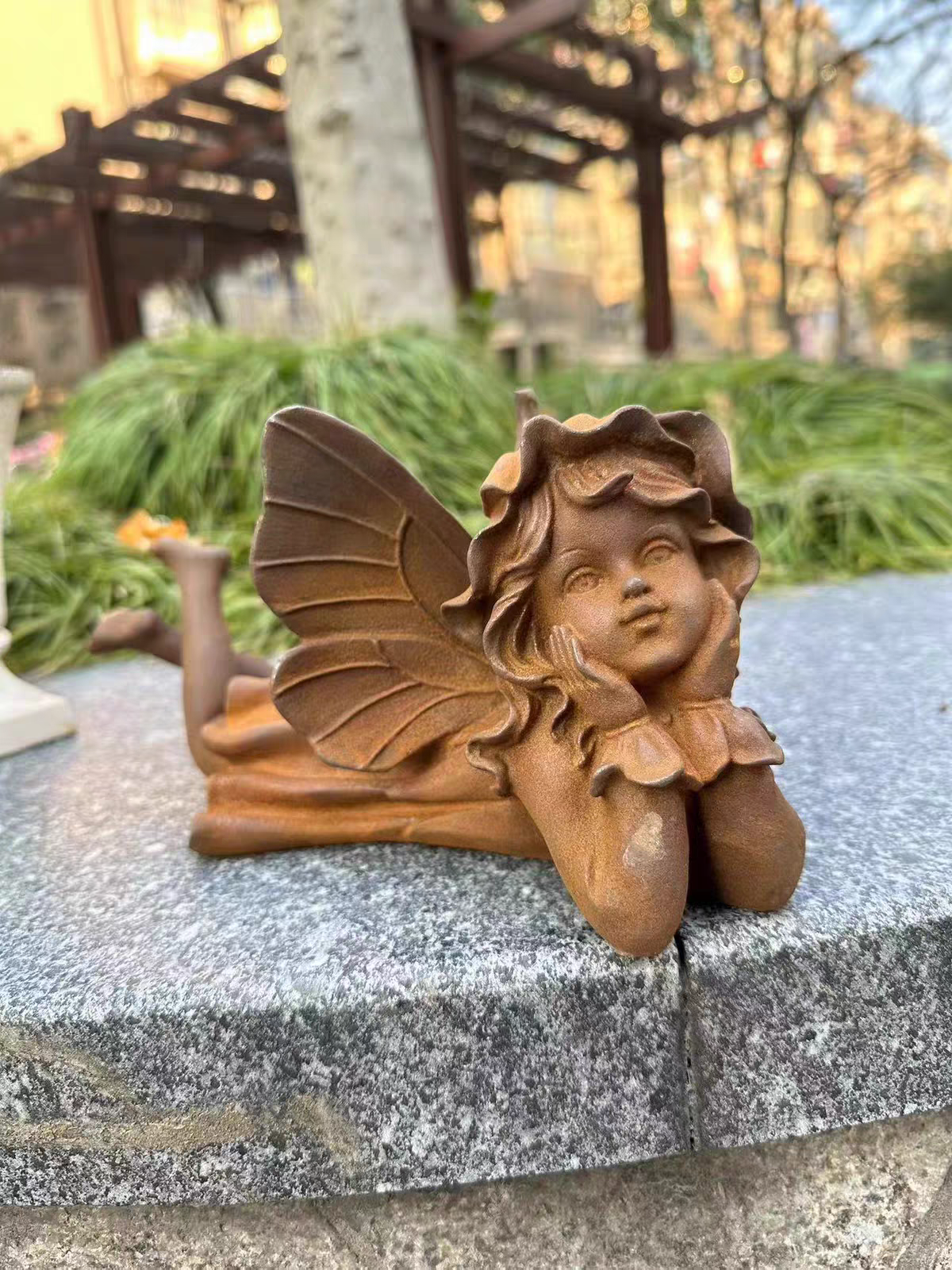 Little angel with chin in hand