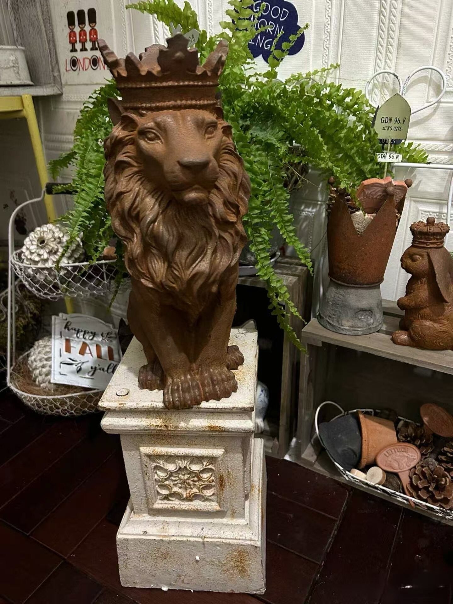 Crowned Lion King Statue